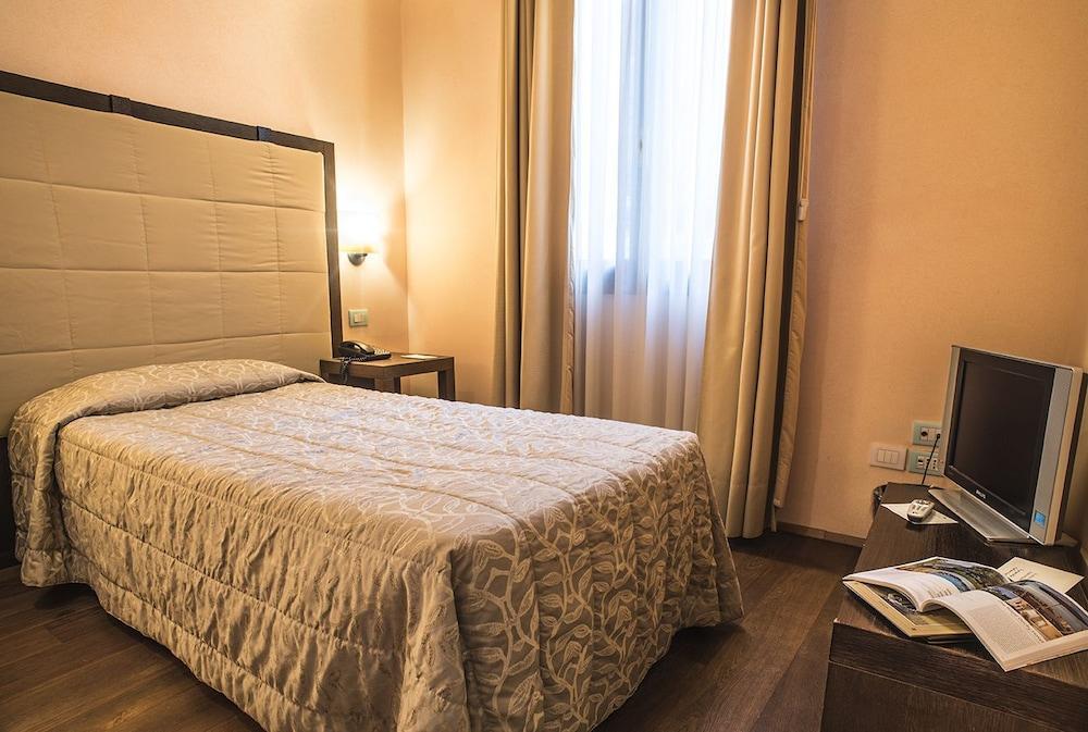 Palazzo Selvadego Hotel Венеция Екстериор снимка