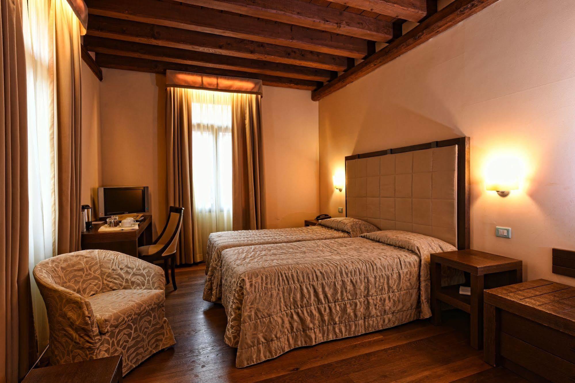 Palazzo Selvadego Hotel Венеция Екстериор снимка