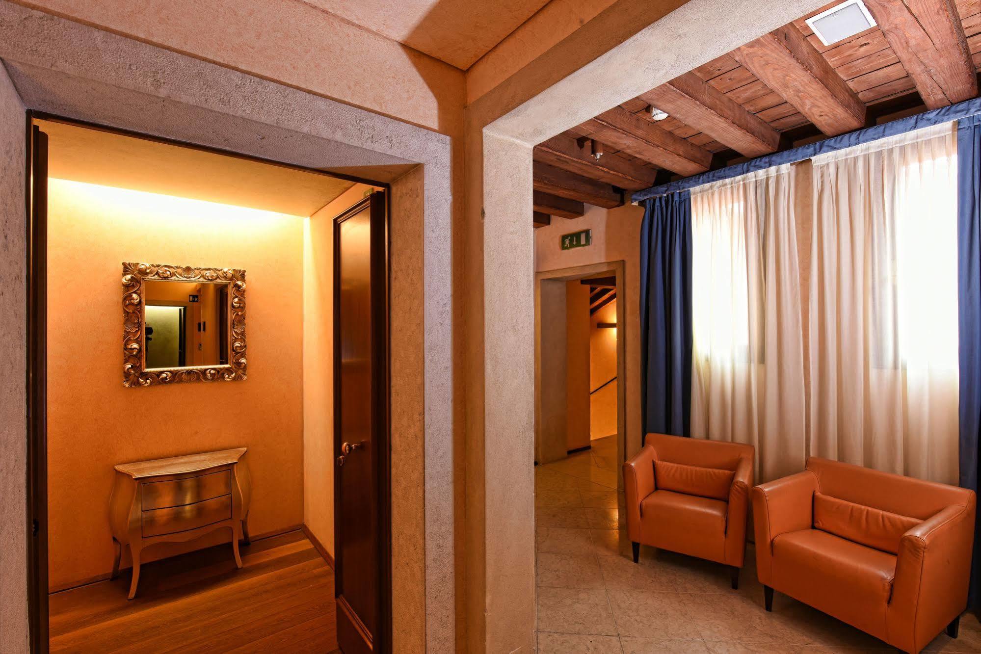 Palazzo Selvadego Hotel Венеция Екстериор снимка