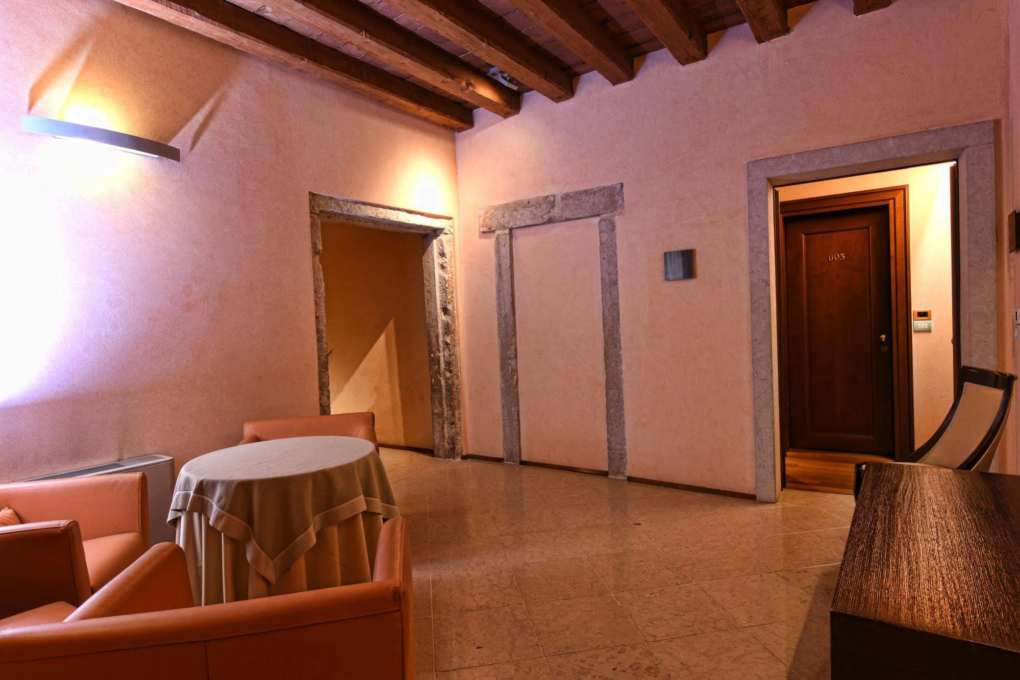Palazzo Selvadego Hotel Венеция Екстериор снимка