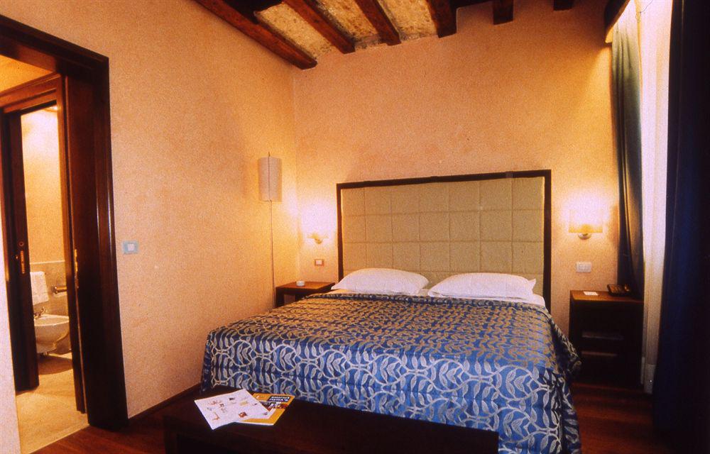 Palazzo Selvadego Hotel Венеция Екстериор снимка